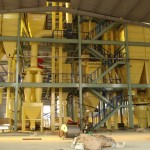 Dây chuyền thiết bị đồng bộ chế biến thức ăn gia súc quy mô 5 - 6 tấn/giờ, điều khiển tự động